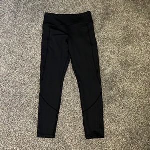 COPY - Black curves n combat boots leggings